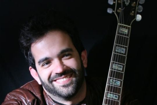 Intervista al cantautore Damiano Rodà per il suo singolo “Mare”